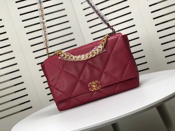シャネルバッグ着用イメージ